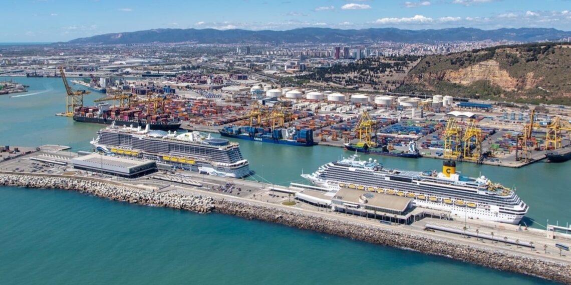 Carnival instalará paneles solares en sus terminales de cruceros en el Port de Barcelona