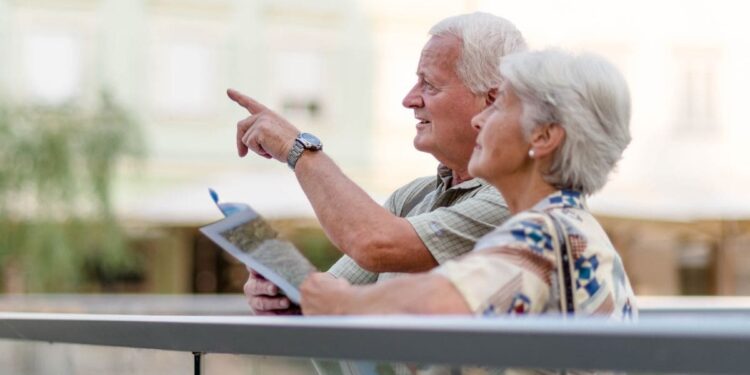 La Junta de Andalucía lanza un programa de turismo alternativo al del IMSERSO