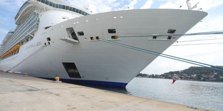 Este martes arriban dos cruceros a Mazatlán; dejan más de 8 millones de pesos de derrama económica