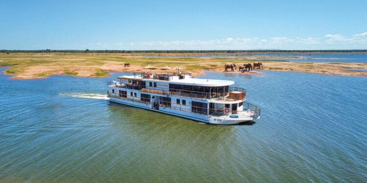CroisiEurope recibe un premio por su safari-crucero por el sur de África