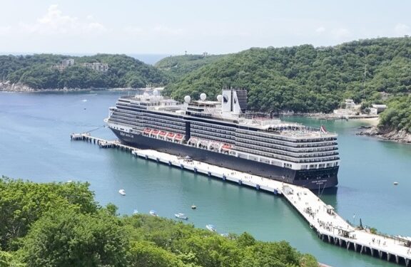 Temporada de cruceros en Huatulco estima derrama por más de 51 mdp