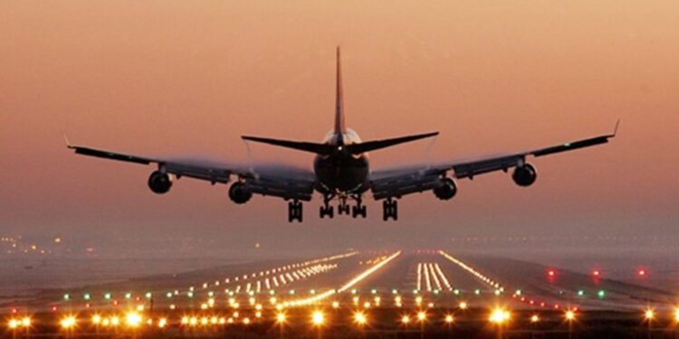 IATA: la demanda de viajes aéreos se disparó un 8,6% en agosto