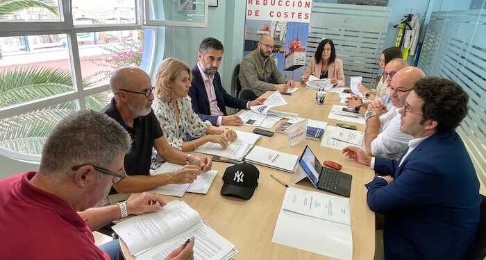 La Mesa de Turismo de Cruceros respalda el sello ‘Almería Cruise Friendly’ entre los comerciantes