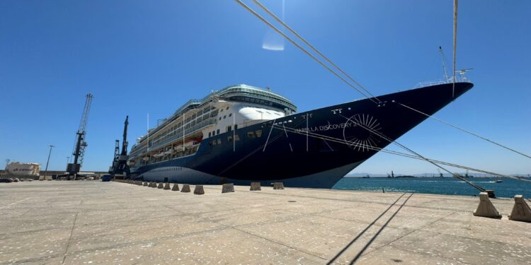 Ildefonso Menéndez afirma que la venida de cruceros es rentable para la ciudad