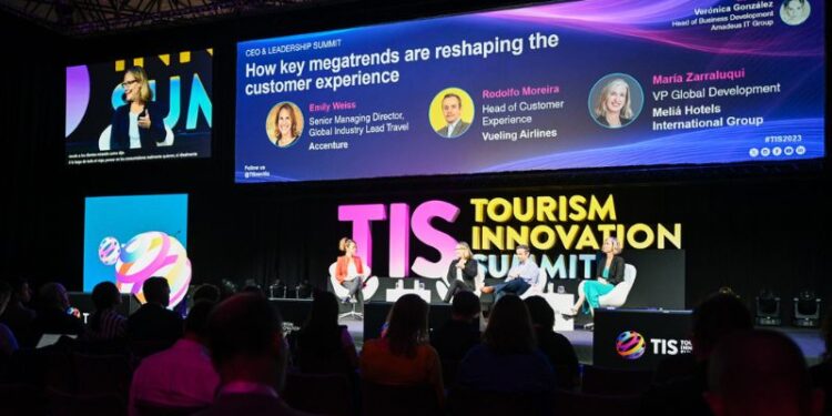 La revolución tecnológica y sostenible redefine el futuro de las agencias de viajes en TIS2024