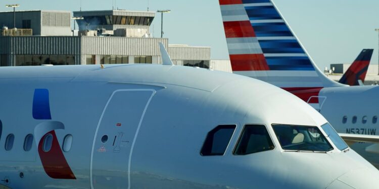 Las ganancias de American Airlines muestran el plan de regreso de los viajes de negocios