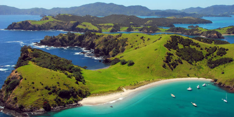 Los 25 mejores destinos para viajar en 2025 según National Geographic (con fotos)