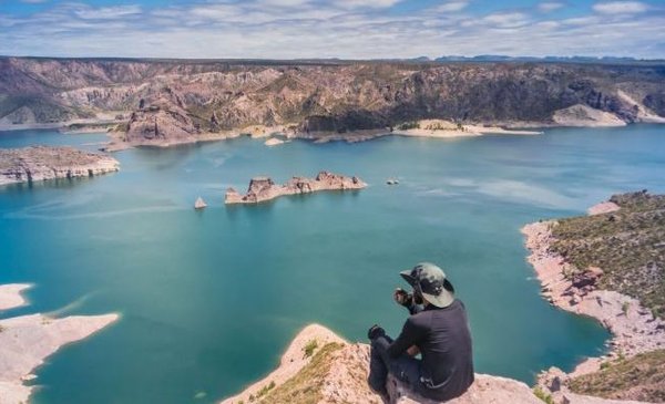 Cuáles son los mejores 5 destinos para ir de vacaciones en verano en Argentina, según la Inteligencia Artificial