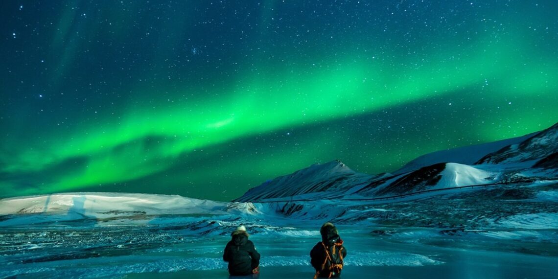 Los mejores destinos del mundo para ver auroras boreales y cuándo visitarlos