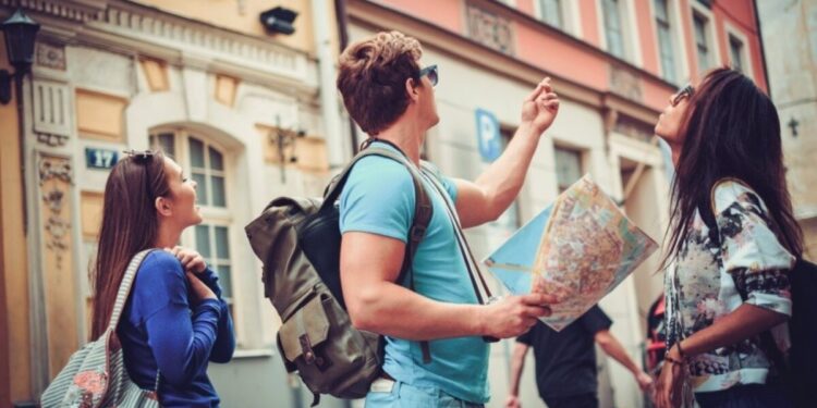 Los europeos realizaron un 6% más de viajes en 2023, con un gasto de 553.000 millones de euros (+16,5%)