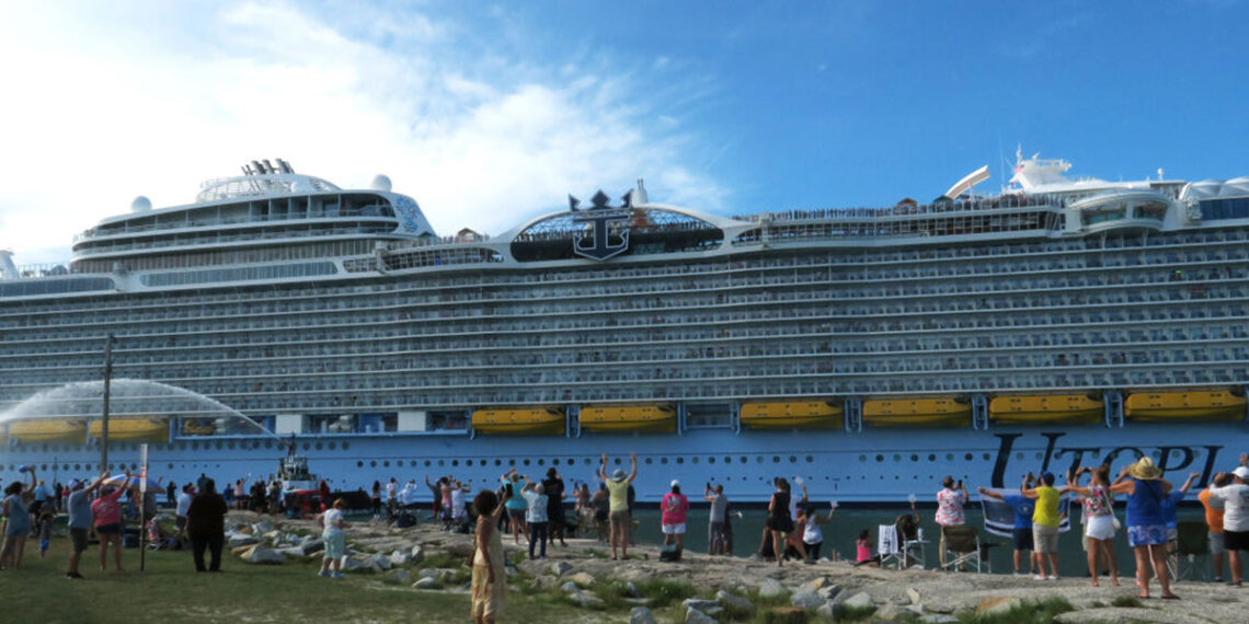 Cruceros y operaciones en puertos de Florida Central – Telemundo Orlando (31)