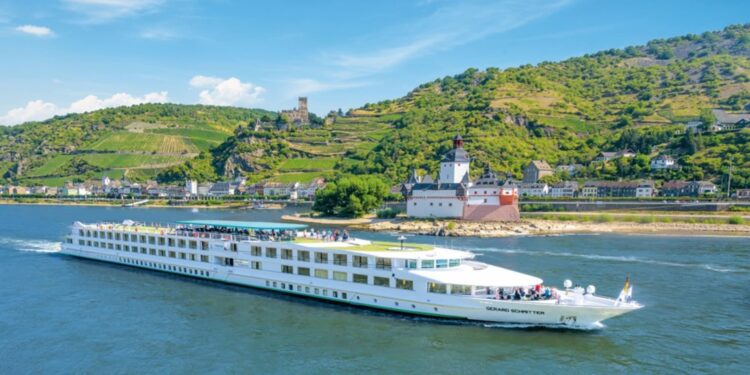 Nuevos cruceros temáticos de senderismo de CroisiEurope por el Valle del Rin y la Gironda