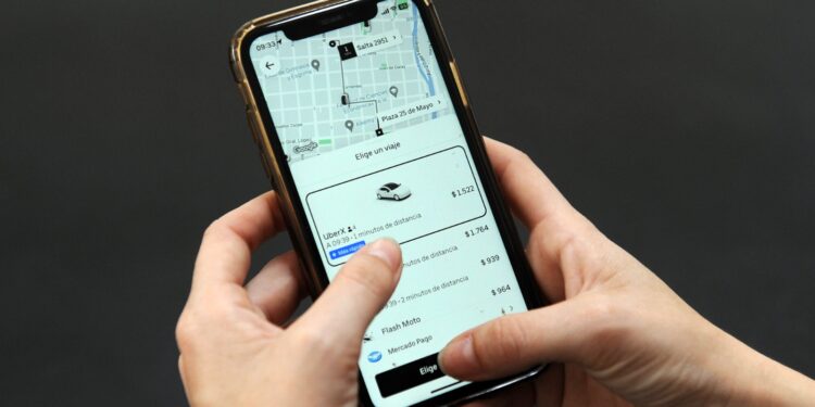 Aplicaciones de viajes en la ciudad: este jueves el Concejo debatirá sobre su reglamentación