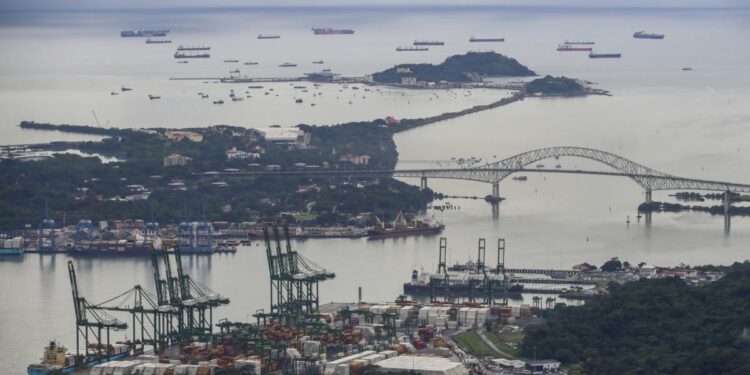 Canal de Panamá espera recibir 225 cruceros en la temporada 2024-25, 24 más que la previa