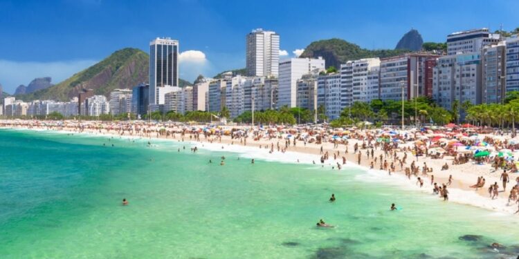 Vacaciones de verano en Brasil: así conviene pagar