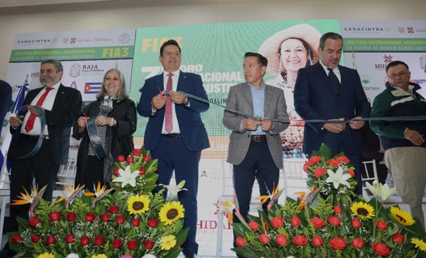 Requiere México integrar una política industrial bien sustentada: SADER