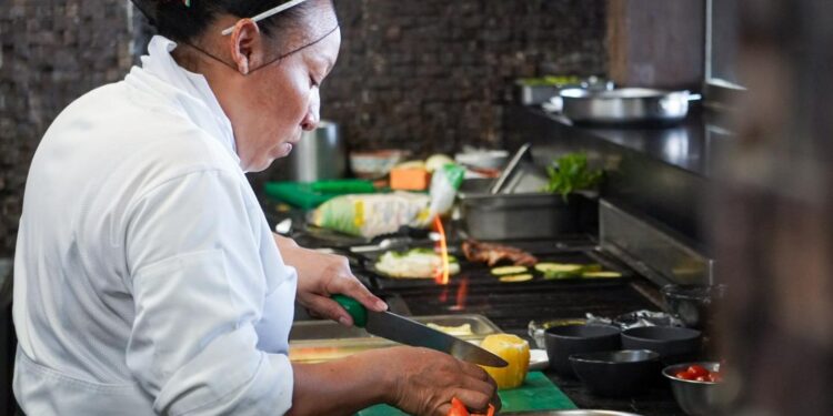 Inicia la Buena Temporada para los Trabajadores de la Industria Turística: CROC - Diario Cambio 22