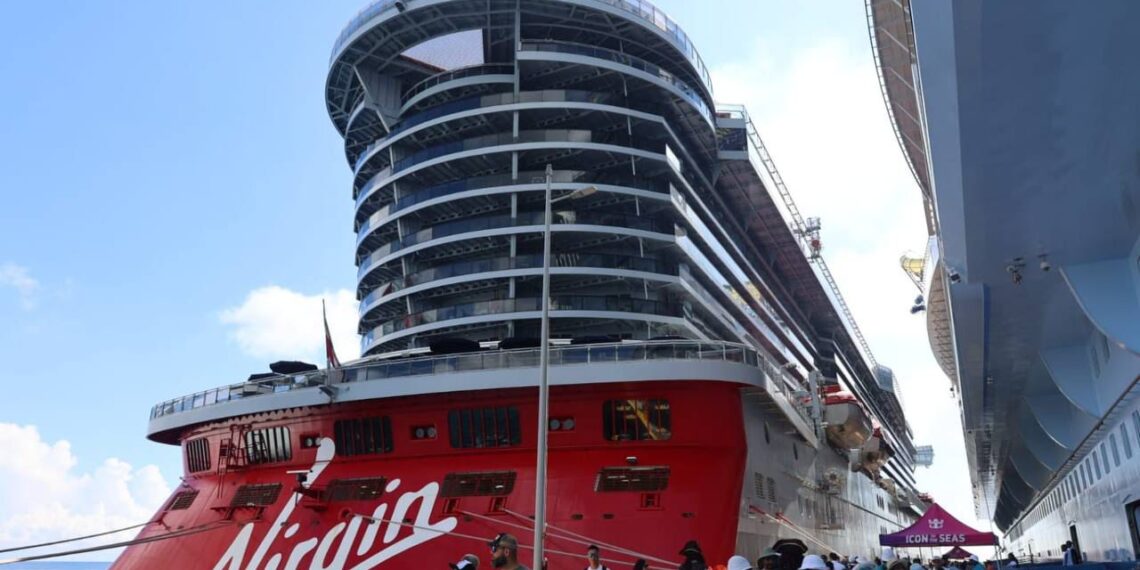 Con emoción recibimos en Mahahual M/S Resilient Lady crucero con 3 mil pasajeros: Mara Lezama - Diario Cambio 22