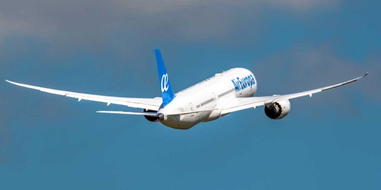 El Black Friday llega a Air Europa con descuentos de hasta el 25% para volar a los mejores destinos