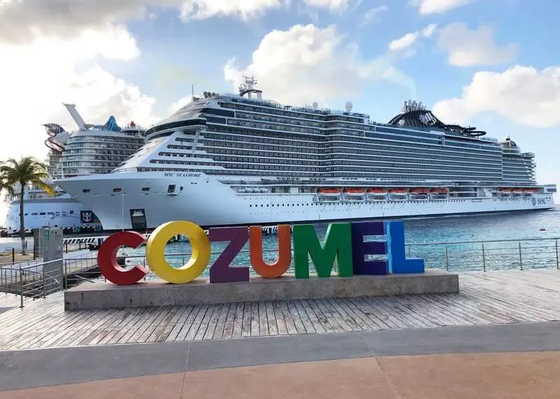 Senado frena posible crisis en puertos turísticos por impuesto a cruceristas