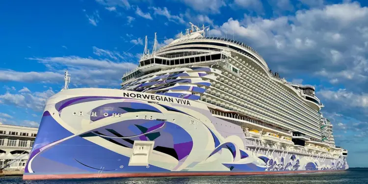 El crucero 'Norwegian Viva' llega a Cádiz con 3.222 pasajeros; cancelada la escala del 'Adventure of the Seas' ·