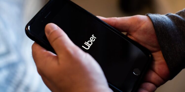 Costa Rica | Nueva función de Uber ayuda a estudiantes a ahorrar en viajes y compras