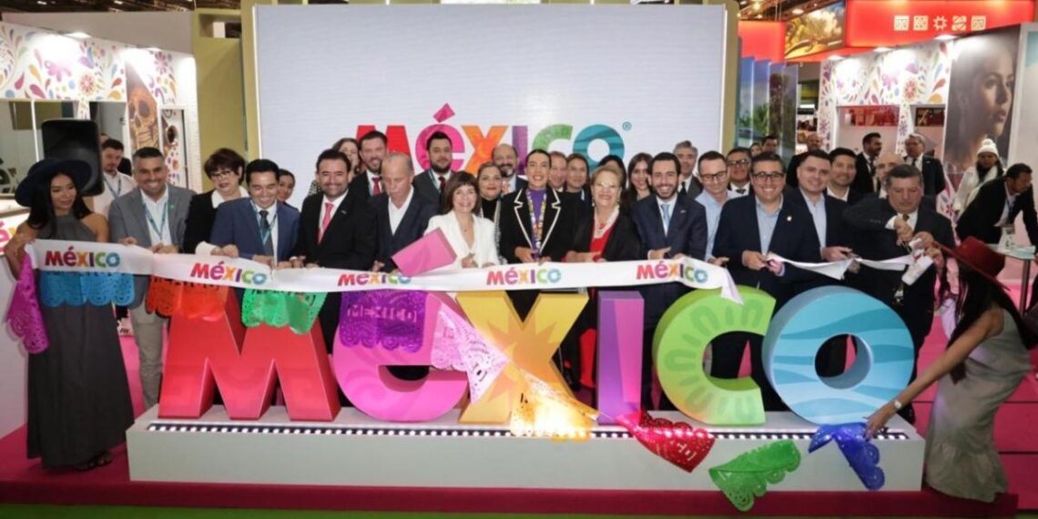 La secretaria de Turismo del Gobierno de México, Josefina Rodríguez, inaugura Pabellón México, en el World Travel Market 2024, en Londres