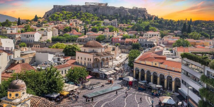 Revive los mejores destinos del Mediterraneo de la mano del mayor periodista de viajes