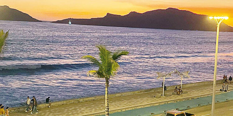 Mantienen agencias viajes a Mazatlán