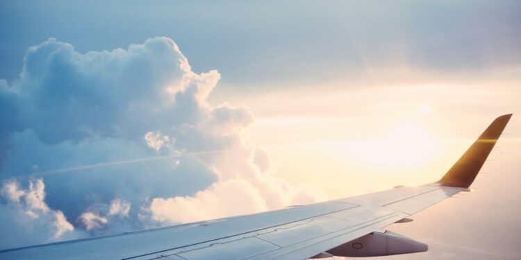 Las fechas clave del Black Friday para aprovechar vuelos baratos y planificar tus próximos viajes