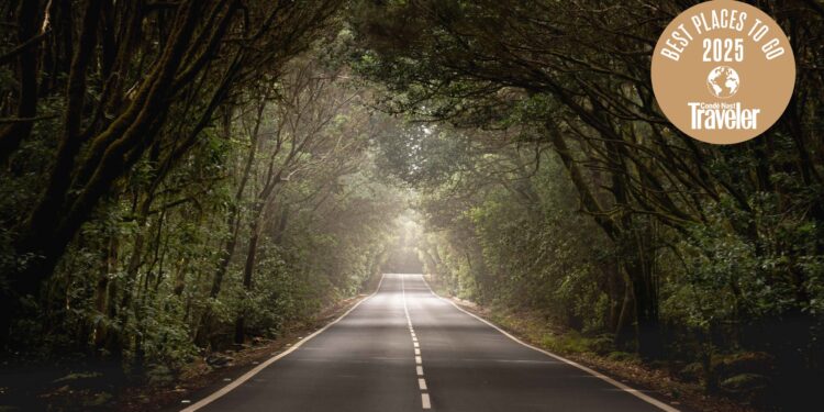 Los 12 destinos de España y Portugal que debes visitar en 2025