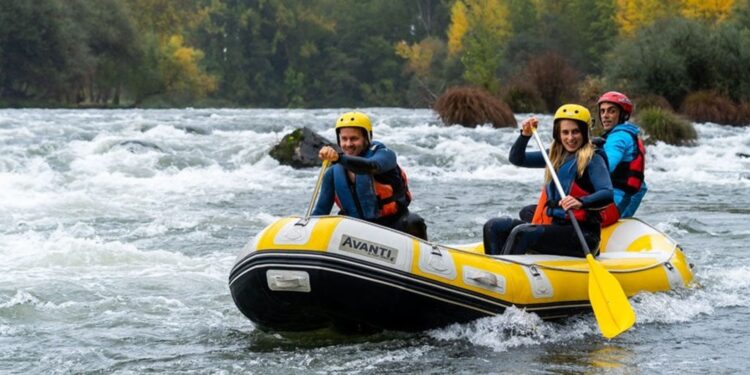 Los mejores sitios para practicar rafting en Galicia