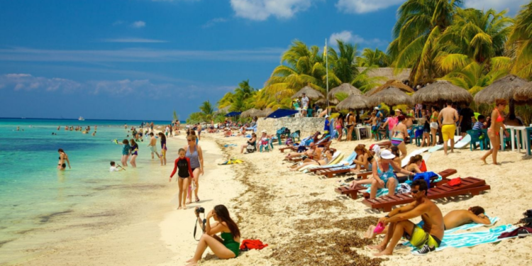 Quintana Roo realizan investigación para comprender dinámicas de consumo en industria turística