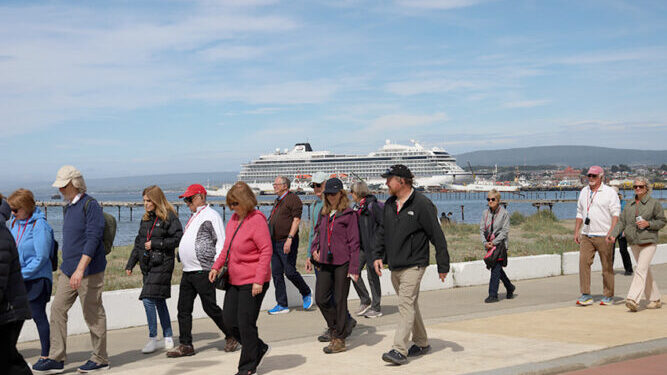 Recala el crucero más grande de la temporada