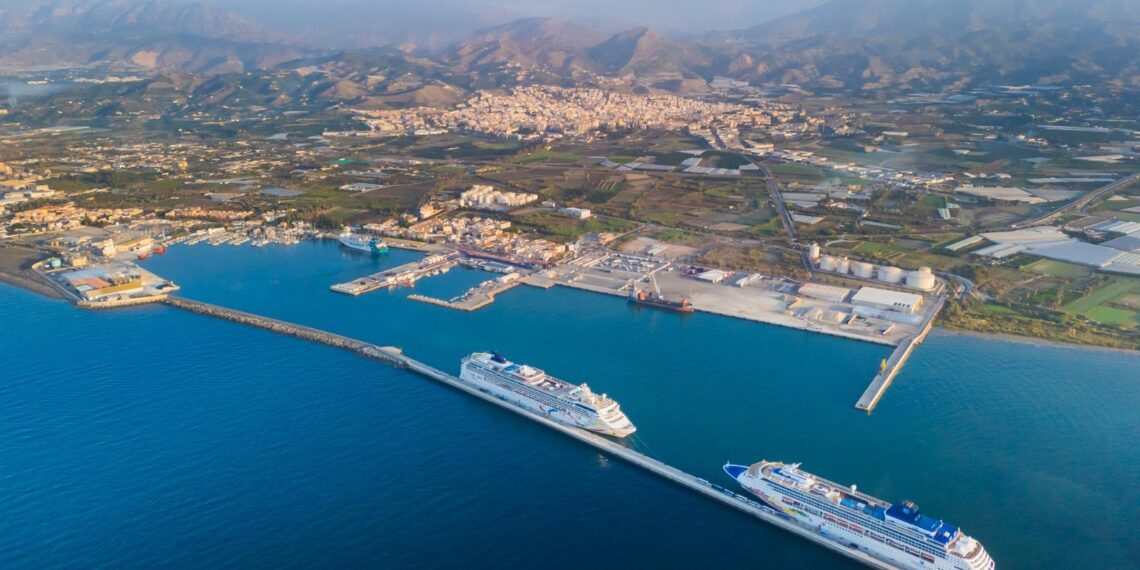 Segunda doble escala en el Puerto de Motril con dos cruceros de la naviera Norwegian Cruise Line