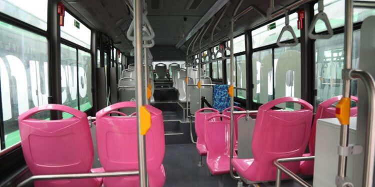 Y tras tarifazo, anuncian que regresarán los viajes gratis en transporte público en NL