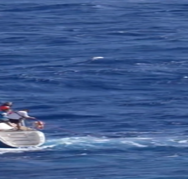 Un crucero de Disney rescató a cuatro náufragos cerca de Bermudas