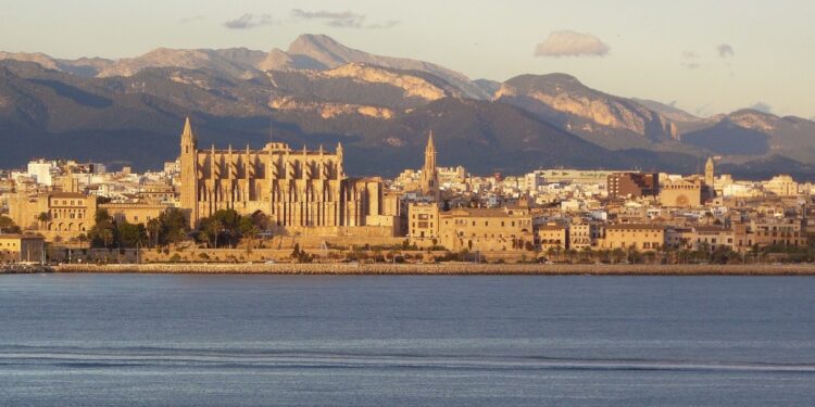Una ciudad española, entre los mejores destinos para 2025 — idealista/news