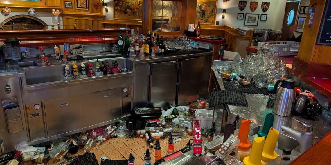 Fuertes vientos azotan a un crucero de Royal Caribbean y causan destrozos