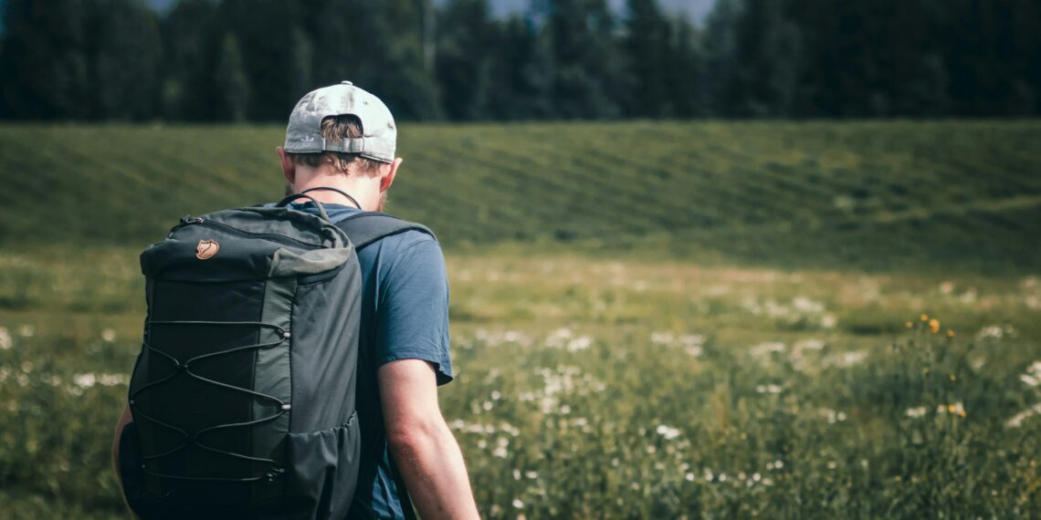¿Cuáles son los esenciales para tu travel bag?