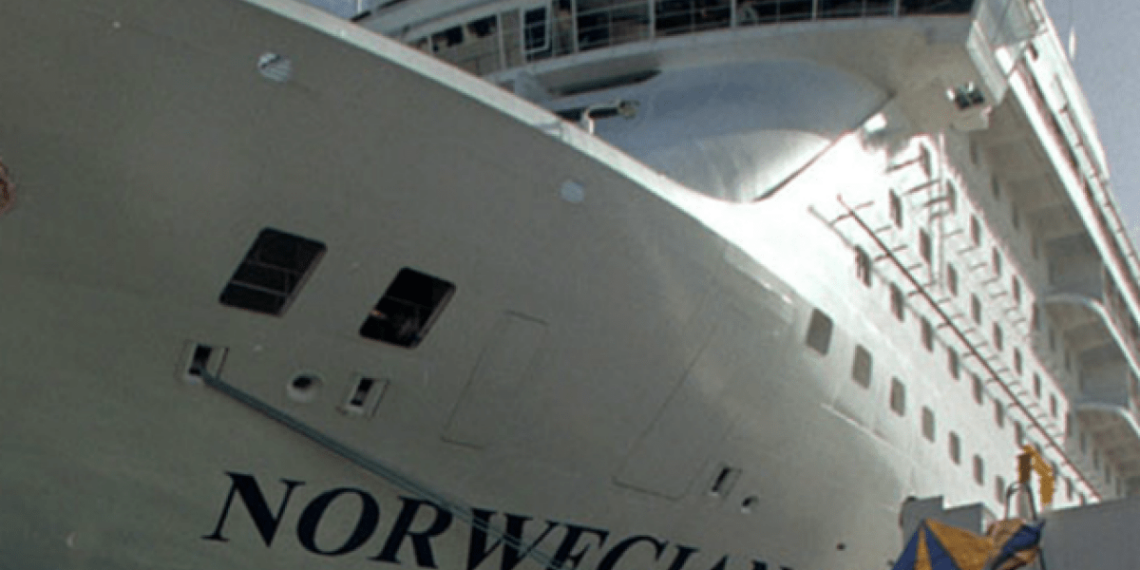 Hombre desaparece tras caerse de crucero de Norwegian – Telemundo Washington DC (44)