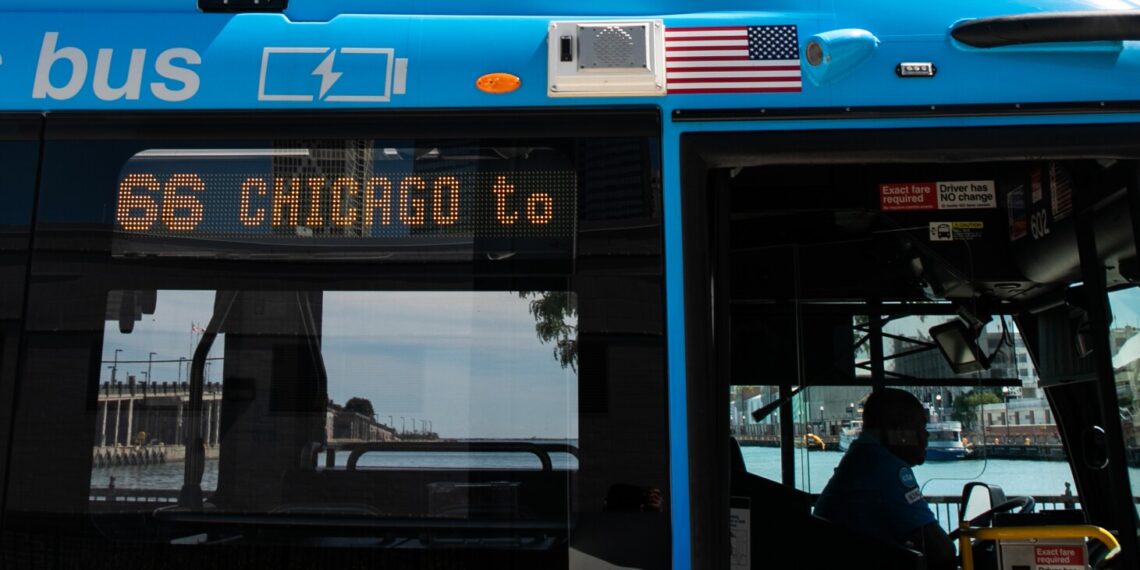 La CTA y Metra ofrecen viajes gratis en noche de Año Nuevo