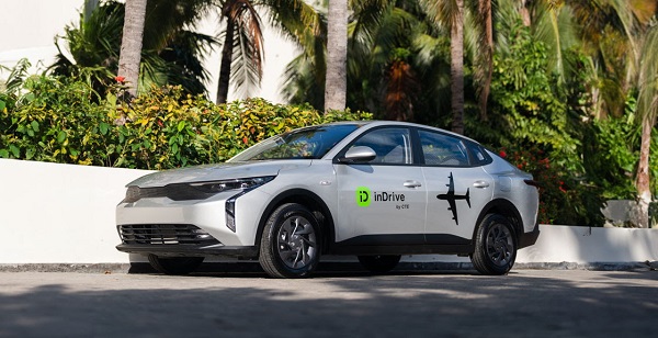 inDrive llega al Aeropuerto Internacional de Cancún y se convierte en la primera y única plataforma de movilidad en operar de forma autorizada en una terminal aérea en México