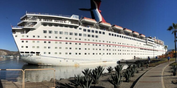 No hay marcha atrás, a partir del 1 de enero de 2025 se cobrará impuesto a turistas de cruceros en Ensenada.