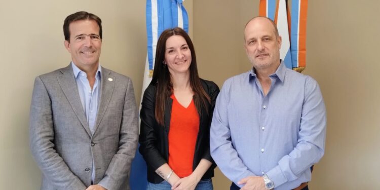 infuetur y faevyt firman convenio para fortalecer la calidad turÍstica en tierra del fuego