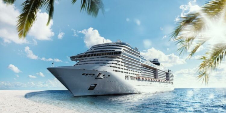 Intensifica debate nuevo impuesto a cruceros en México