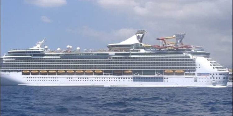 Cabo San Lucas recibirá un crucero para celebrar la Navidad