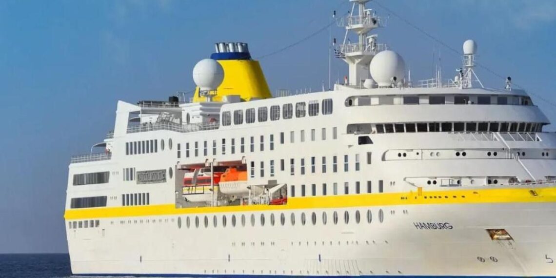 Cartagena recibe al crucero MS Hamburg tras fallido atraque en Barranquilla