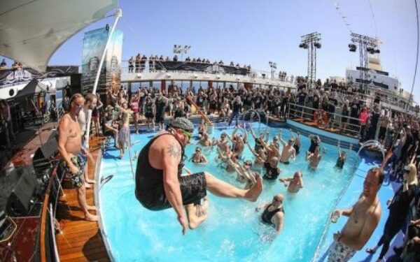 Cruceros destaca en resultados del año del holding turístico TUI