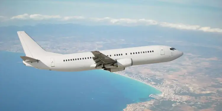 La demanda global de viajes en avión aumenta un 7.1% interanual en octubre